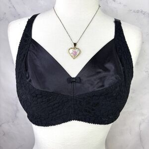 Vintage 80s 36C Bra Elegance Exquisite Black Lace Satin Full support Whimsigoth